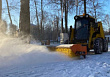 Сегодня в Лобне в уборке снега задействовано 22 единицы техники и 79 человек